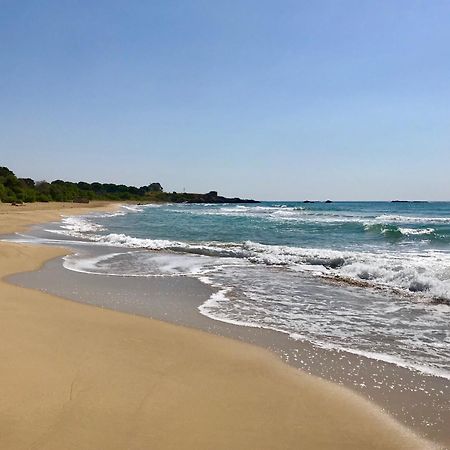 阿沃拉Irene'S House Near The Sea With Pool, Parking & Wi-Fi别墅 客房 照片