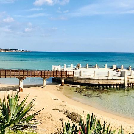 阿沃拉Irene'S House Near The Sea With Pool, Parking & Wi-Fi别墅 客房 照片