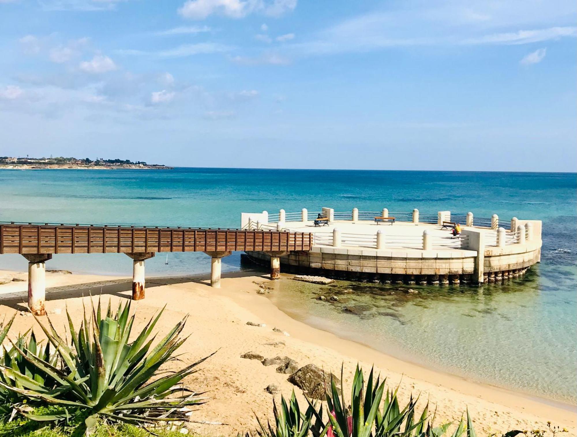 阿沃拉Irene'S House Near The Sea With Pool, Parking & Wi-Fi别墅 客房 照片